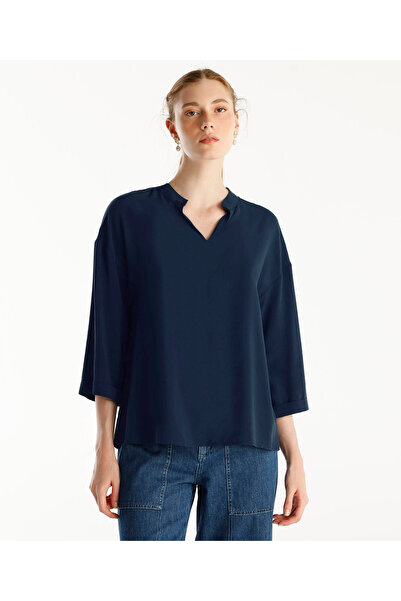 Yargıcı Collar Detailed Blouse