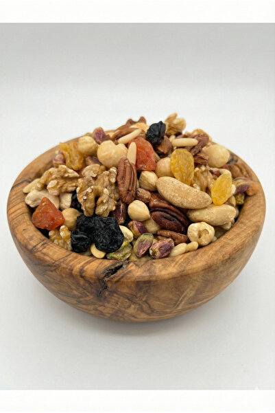 Lava Roastery مزيج رويال ميكس من المكسرات والفواكه المجففة 500 غرام - مزيج فا...