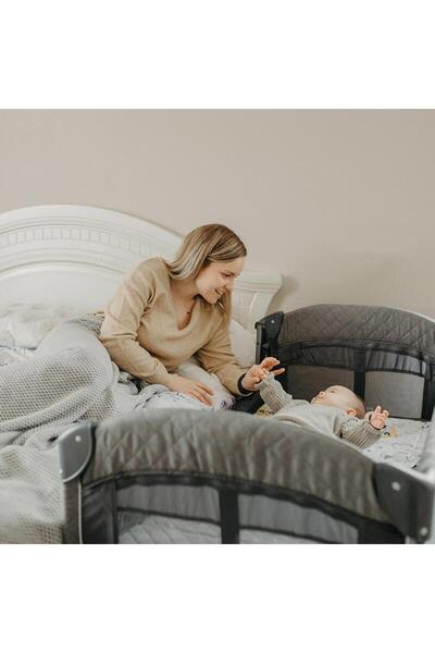 Coccolle Patut pliabil multifunctional Insieme Co Sleeper cu laterala culisanta si 2 niveluri de ina