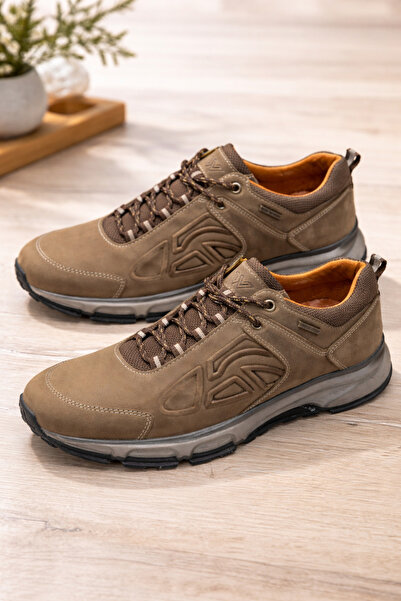 White World Men's Daily Casual Shoes