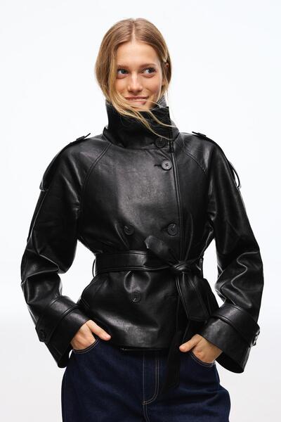 Bershka Kısa suni deri trençkot ceket