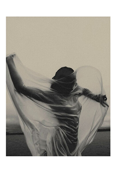 Taranist Kağıt Poster - Dans Eden Kadın Orman Siyah Beyaz - Vintage Doğa Sana...