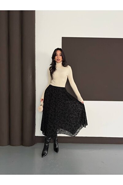 AYKA WEAR تنورة غير متماثلة من التول