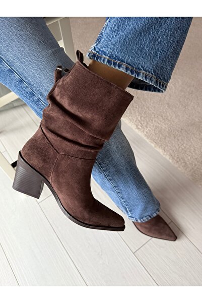 ENES Kadın Koyu Kahve ve Siyah Süet Topuklu Bot