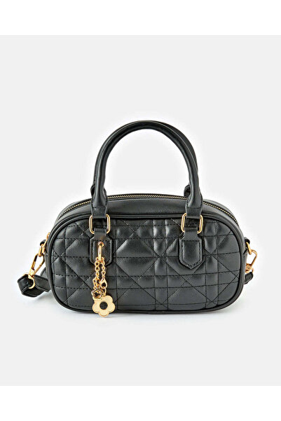 REDTAG حقيبة نسائية سوداء مبطنة