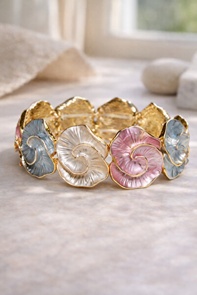 GIHANDMADE Mine İşlemeli Altın Renk Spiral Formlu Segment Çelik Bileklik