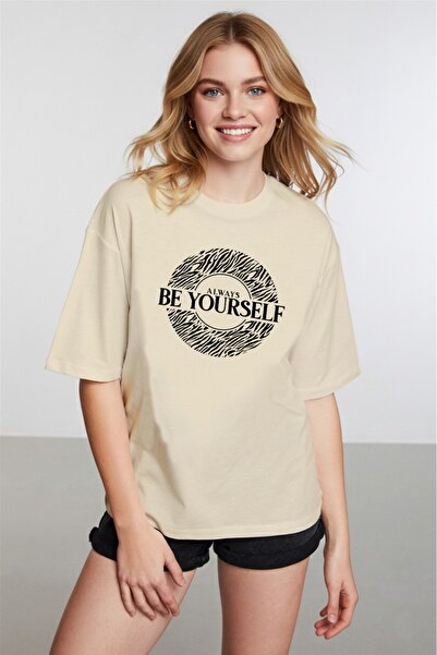 caddekombin Women's Be Yourself Printed Round Neck Beige T-Shirt