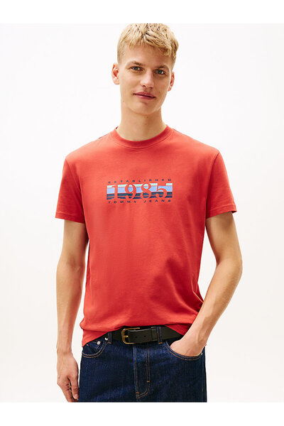 Tommy Hilfiger Erkek TJM Regular Fit 1985 Grafik Detaylı T-shirt