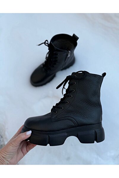 DIVA CHARMS BLACK GENUINE LEATHER BOOTS