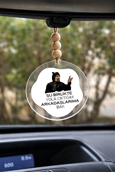 Pankart Evi Look at My Friends Who I'M Going on a Trip with Rearview Mirror O...