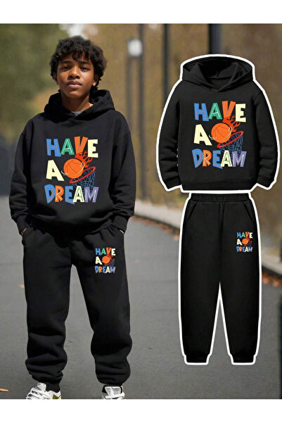 SVART WEAR Комплект от горна и долна част на спортен екип с качулка с надпис ...