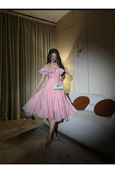 ainaqat aljawhara Short evening dress