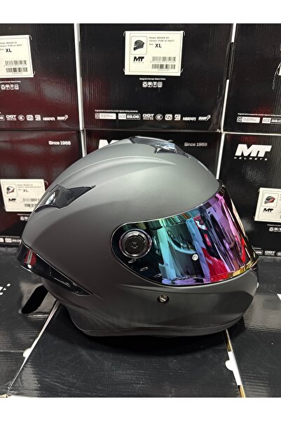 MT Helmets Targo S Mat siyah kask (şeffaf vizörlü biçimde) gönderilecektir