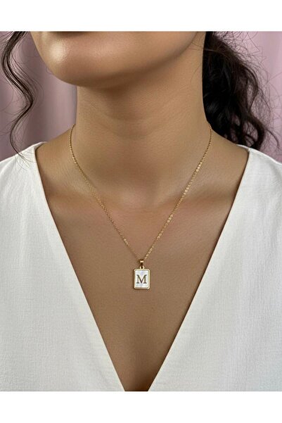 Stilbenim قلادة بحروف