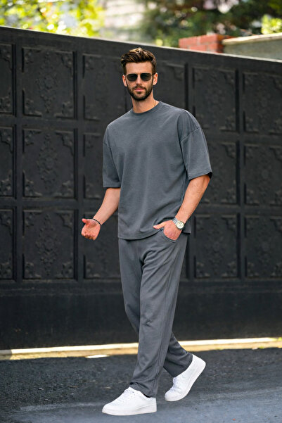 BayBayan طقم رياضي رجالي بأكمام قصيرة من القطن الممشط