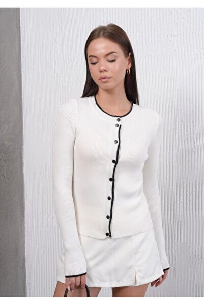 fuşyha butik Çıt Çıt Düğme Detaylı Bisiklet Yaka Triko Hırka