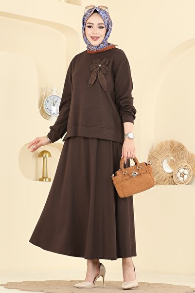 ModaMerve Çiçek Aksesuarlı Etekli Takım 2601TPK1167-MS Kahve