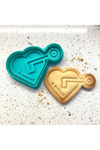 Craftelle Romantic Heart Cookie Mold with Key Figure |   Dough, Clay, and Sug...