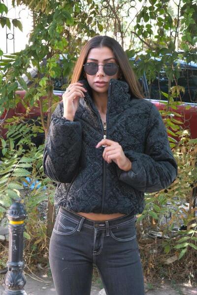 Genel Markalar Siyah Dik Yaka Şal Desenli Lüx Kısa Şişme Mont