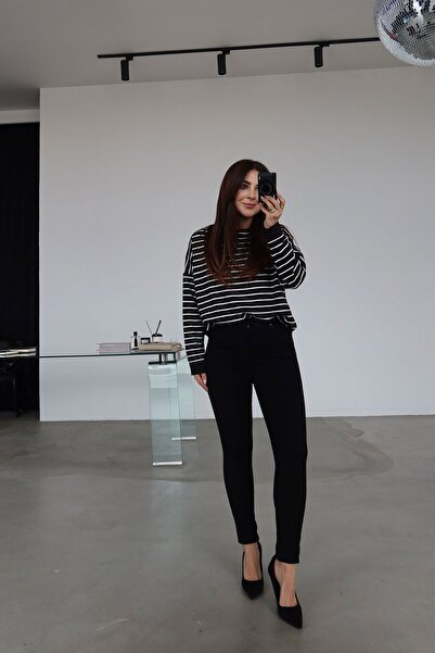 Özge Özgenç Basic Skinny Jeans