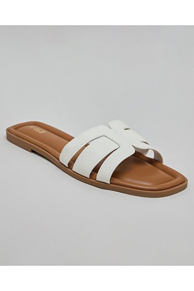 R&B Women's Ivory Cut-Out Flat Sandals