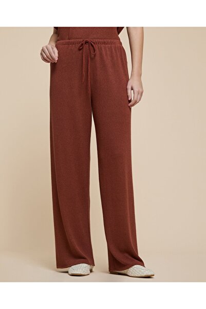 R&B Textured Wide Leg Trousers With Button Closure