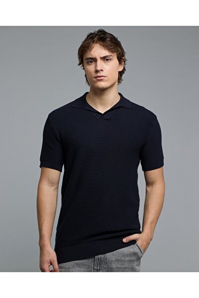 R&B Textured Polo T-Shirt With Short Sleeves