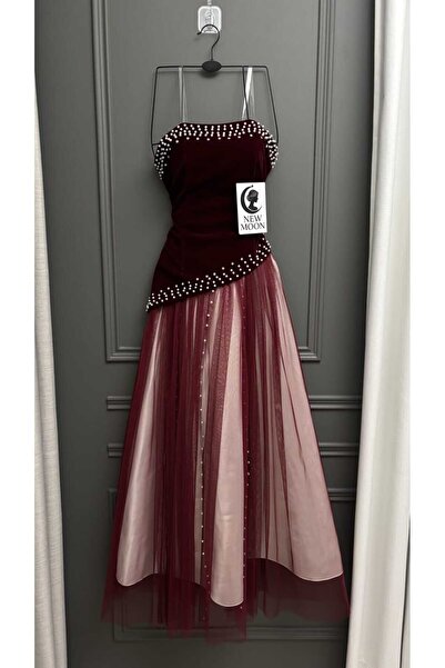 New Moon burgundy dress