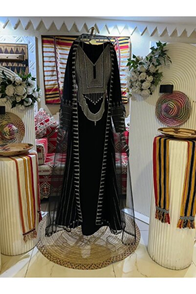 Model Leyna Traditional design jalabiya