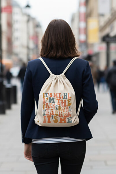 giftkonsept Its Me I'M the Preschool Teacher Printed Drawstring Adjustable Ra...