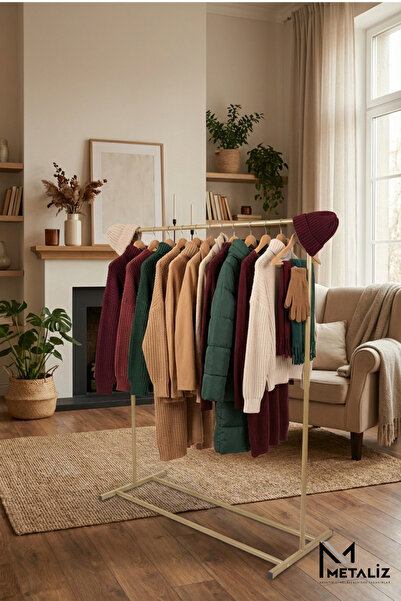 METALİZ YENİLİKÇİ TASARIMLAR Gold Metal Konfeksiyon Askısı - Minimalist Elbis...