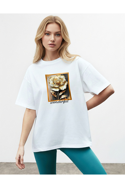 caddekombin Women's Golt Detailed Rose Graphic Crew Neck White T-Shirt