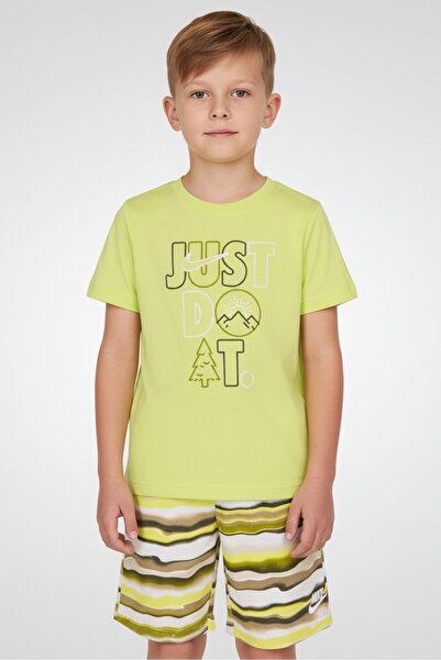 Nike Kids Boy 2 Pcs Short Sleeve Outdoor T-Shirt And Shorts Set, Multicolor