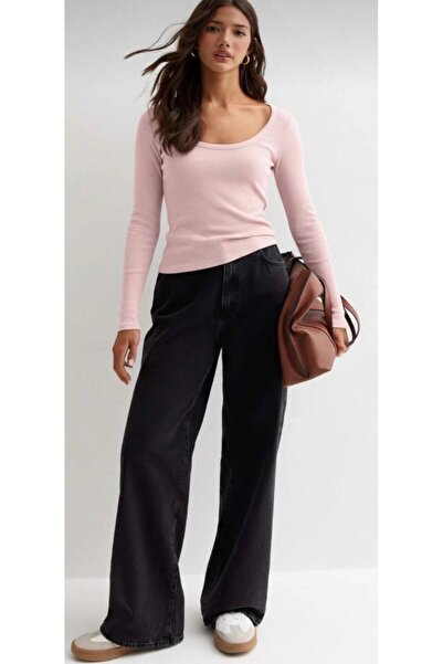 FRİYA بلوزة نسائية حمراء بأكمام طويلة، رقبة حمام سباحة عميقة، قماش قصير مضلع