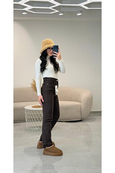 MARGA Raw Hem High Waist Boy Fit Jean Pants