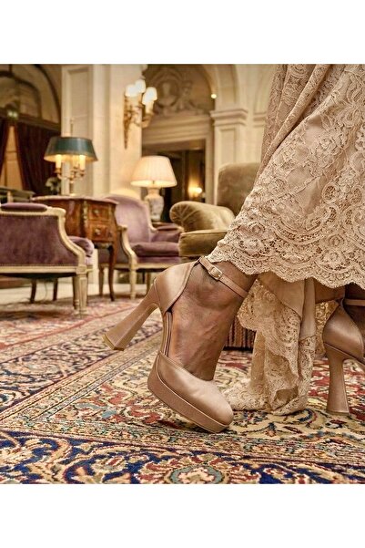 E&L Company 12cm Bej Capuccino saten. Kadeh topuk. Harikulade işçilik.