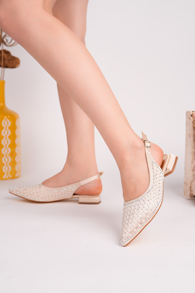 NOBLE TREAD SHOES Women's Stone Pointed Toe Low Heel Classic Heeled Shoes – O...