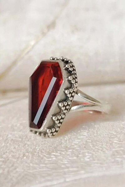 Karakedi Silver Lord of the Rings Handmade Garnet Coffin Ring Cosplay Ring