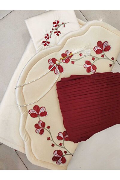 Genrics Prayer rug with a broken sheet