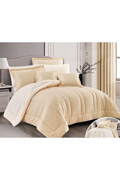 Red Rose The Serene double summer bedspread features a soft and comfortable t...