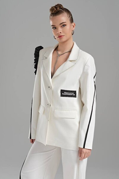 tw3 OMUZ DEKOLTELİ TASARIM CEKET