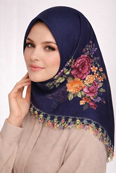 gigigiyim Kenarları Çiçekli İçi Boş İğne Oyalı Yazma Lacivert