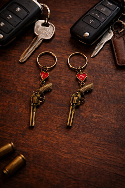 seymenbıçakçılık Set de 2 brelocuri cu figurină pistol și detalii inimă – Bre...