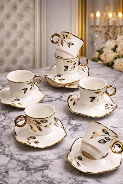 Paçi 6-Piece Stylishly Designed Porcelain Coffee Cup Set with Gilded Saucers