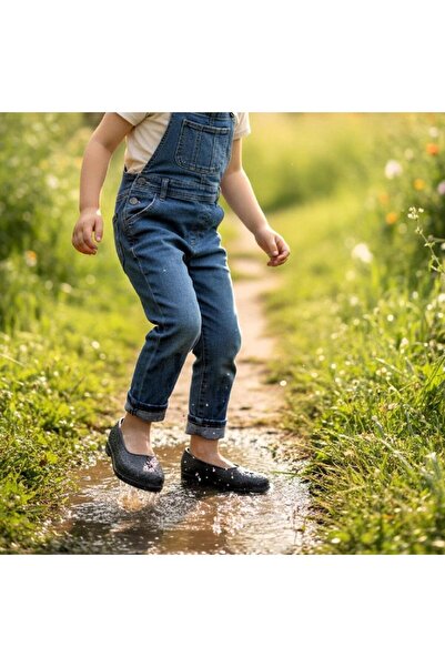 Fiyra حذاء موكاسين رمادي اللون من البلاستيك والنايلون للفتيات