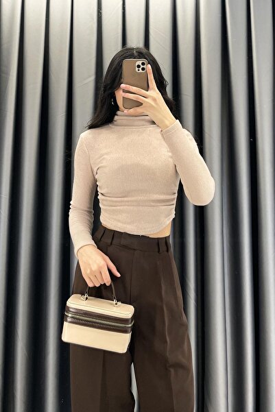 Mistix بلوزة تريكو ياقة مرتفعة متوسطة الطول برباط جانبي - جمل CAMEL