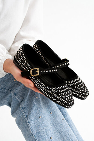 STOCON حذاء باليرينا نسائي يومي بكعب رفيع بتصميم حجر فضي وحزام STC1208