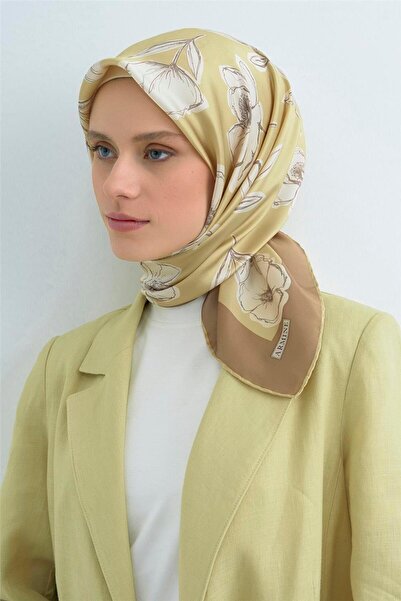 Armine Eșarfă din mătase pură tip twill 9536D 37