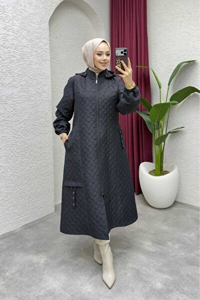 Pamuk Butik Women's Detachable Hooded Quilted Coat with Side Pockets