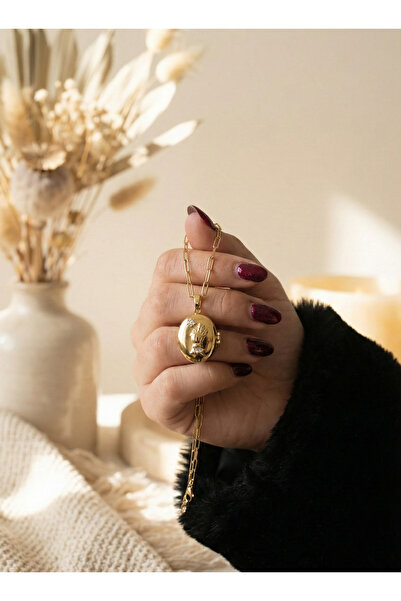 SURIA Kadın El Figürlü Parlak Taş Detaylı Açılabilir Madalyon Gold Çelik Kolye